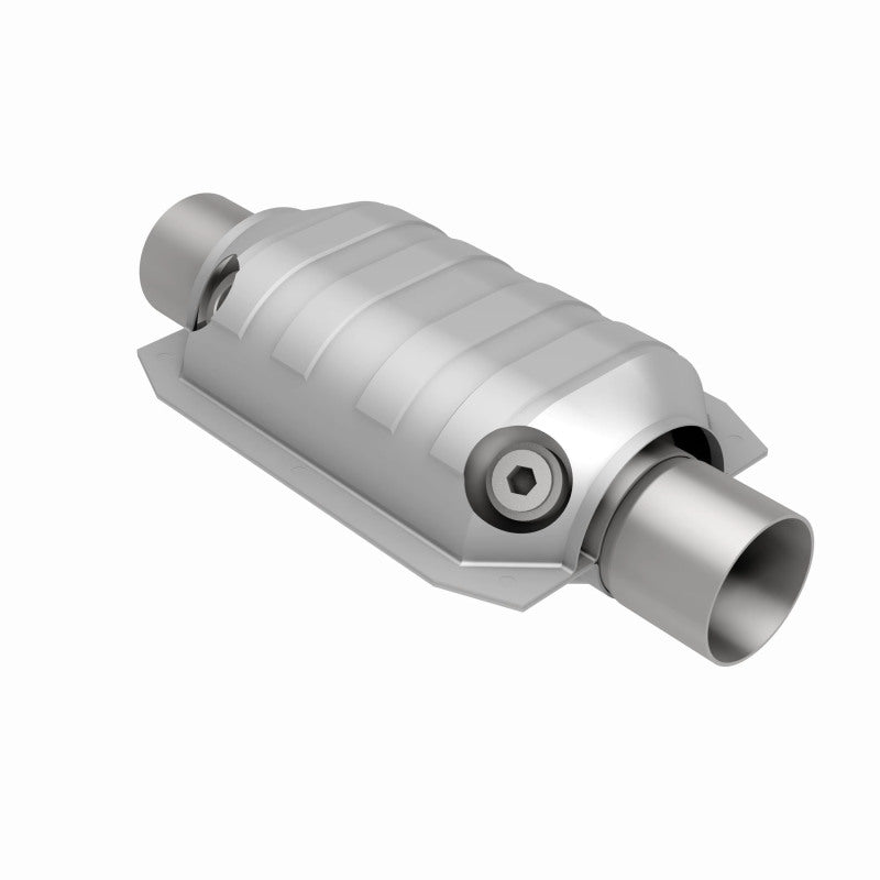 MagnaFlow Universal Catalytic Converter 2.25 W/Dual O2 Boss