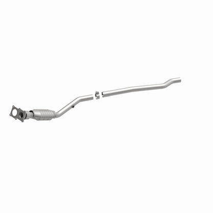 MagnaFlow Direct Fit Catalytic Converter 96-98 Caravan-Voyager 3.3L/