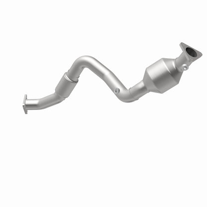 MagnaFlow Direct Fit Catalytic Converter 07 VW Touareg 3.6L Front close