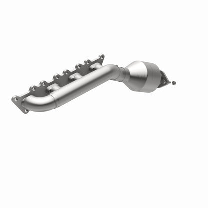 MagnaFlow Direct Fit Catalytic Converter 2009 Kia Borrego 4.6L Driver Side