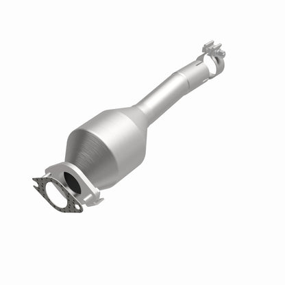 MagnaFlow Direct Fit Catalytic Converter 2010-2013 TRANSIT CONNECT 2.0 L Underbody