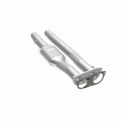 MagnaFlow Direct Fit Catalytic Converter 96-97 7.4L 3500 Truck Rear