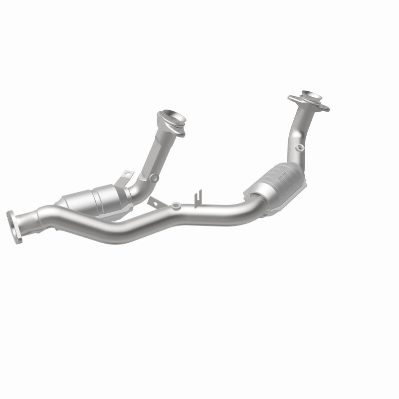 MagnaFlow Direct Fit Catalytic Converter 96-99 Ford Taurus3.0L 50S
