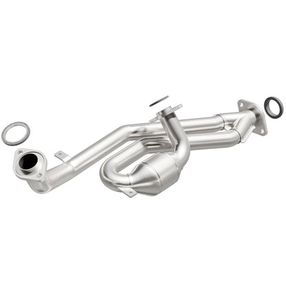 MagnaFlow Direct Fit Catalytic Converter 01-03 Toyota Sienna 3.0L