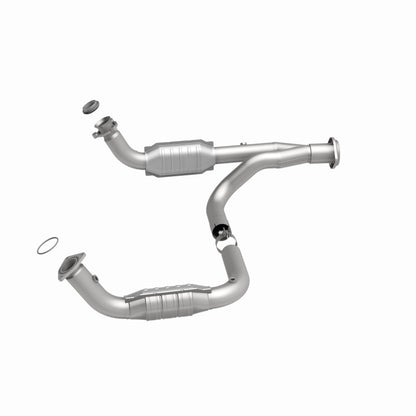 MagnaFlow Direct Fit Catalytic Converter 07-09 Hummer Truck H2 Y-Pipe Assy
