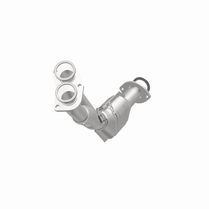 MagnaFlow Direct Fit Catalytic Converter 01-04 Toyota Tacoma 2.7L