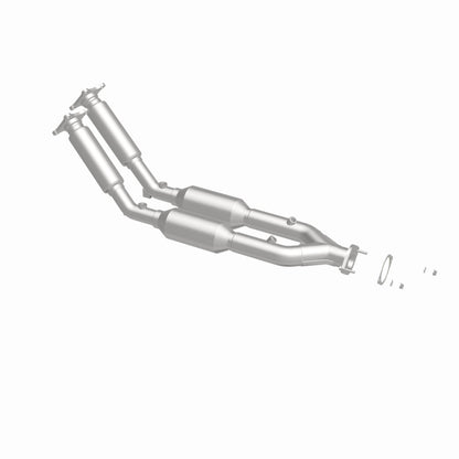 MagnaFlow Direct Fit Catalytic Converter 99-01 Volvo S80 2.8L