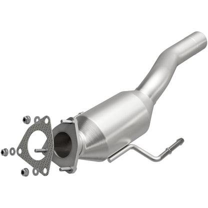 MagnaFlow Direct Fit Catalytic Converter 04-06 Porsche Cayenne 3.2L