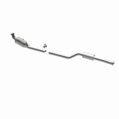 MagnaFlow Direct Fit Catalytic Converter 08-10 C300 3.0L D/S