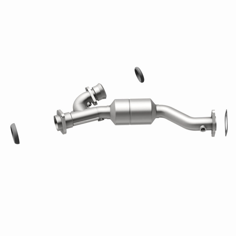 MagnaFlow Direct Fit Catalytic Converter 01-03 Montero 3L Passenger Side Front OEM