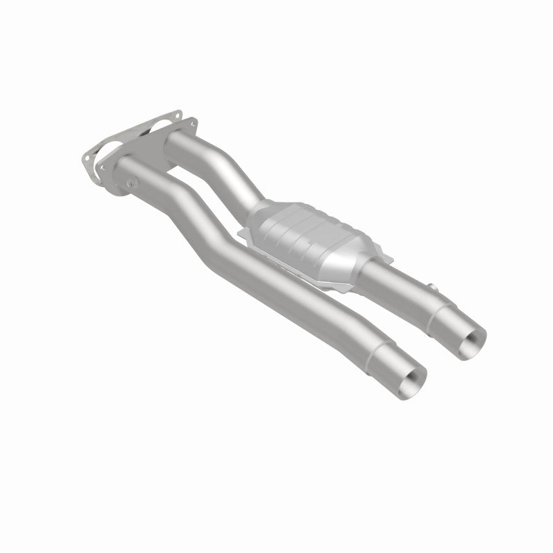 MagnaFlow Direct Fit Catalytic Converter 96-97 7.4L 3500 Truck Rear