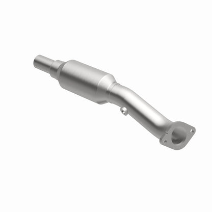MagnaFlow Direct Fit Catalytic Converter 09 Matrix S 2.4L Rear OEM