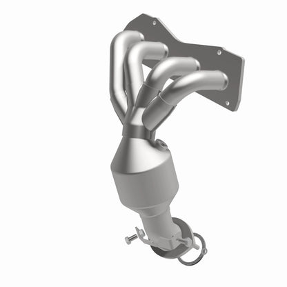 MagnaFlow Direct Fit Catalytic Converter 10-11 Toyota Camry 2.5L