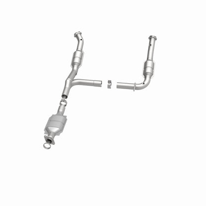 MagnaFlow Direct Fit Catalytic Converter Explorer 02-04 4.6L OEM