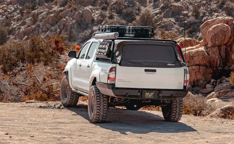 Escape inoxidável Overland Cat-Back MagnaFlow 05-15 Toyota Tacoma V6 4.0L