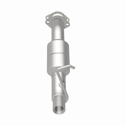 MagnaFlow Direct Fit Catalytic Converter 05 Silverado 2500HD 6.0L