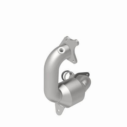 MagnaFlow Direct Fit Catalytic Converter 2011-2015 Juke L4 1.6 OEM Underbody