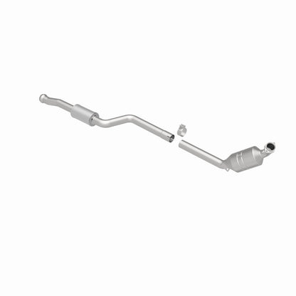 MagnaFlow Direct Fit Catalytic Converter 08-10 C300 3.0L D/S