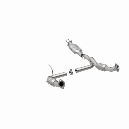MagnaFlow Direct Fit Catalytic Converter Explorer 02-04 4.6L OEM