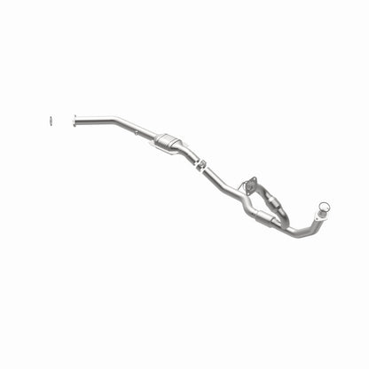 MagnaFlow Direct Fit Catalytic Converter 98-00 Sienna 3.0L