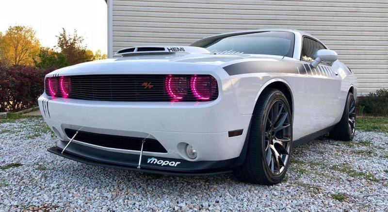 Oracle 08-14 Dodge Challenger Dynamic Surface Mount Headlight Halo Kit - - Dynamic