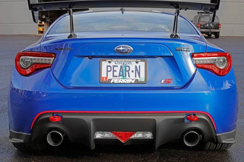 Perrin 13-20 &amp; 2022 Subaru BRZ / 13-16 Scion FRS / 17-20 Toyota 86 Kit de gancho de remolque (trasero) - Rojo