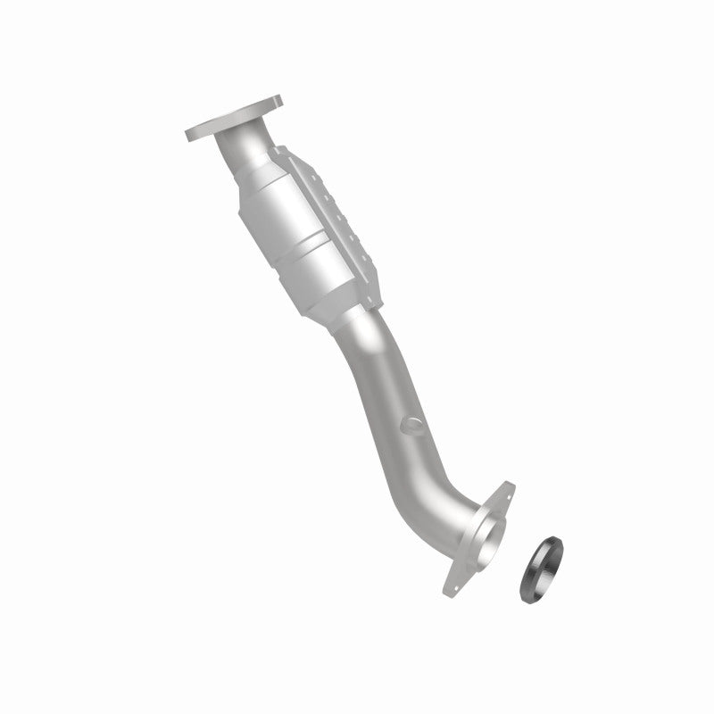 MagnaFlow Direct Fit Catalytic Converter CORVETTE 05-07 6.0L OEM