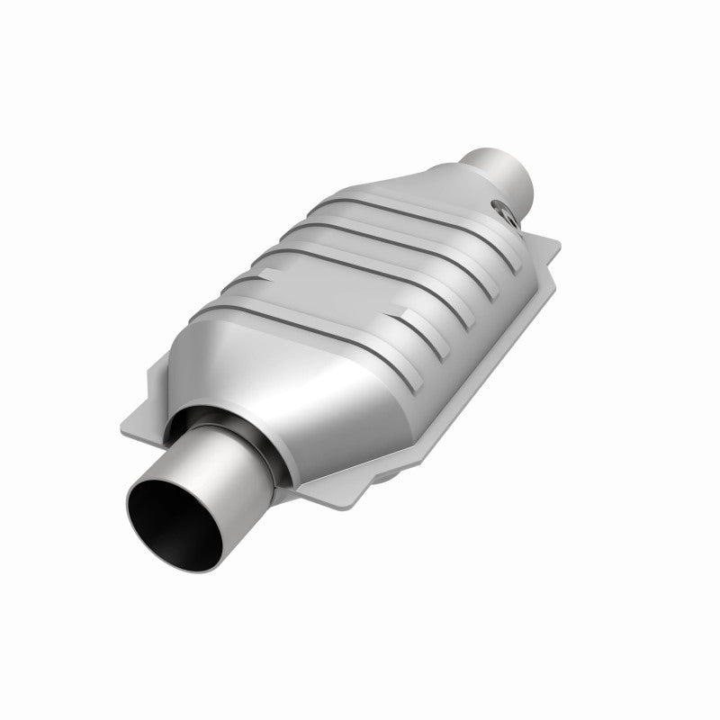 MagnaFlow Universal Catalytic Converter 2 W/O2 Boss