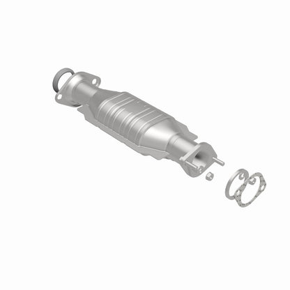 MagnaFlow Direct Fit Catalytic Converter 2003-2006 MONTERO 3.8 L Underbody