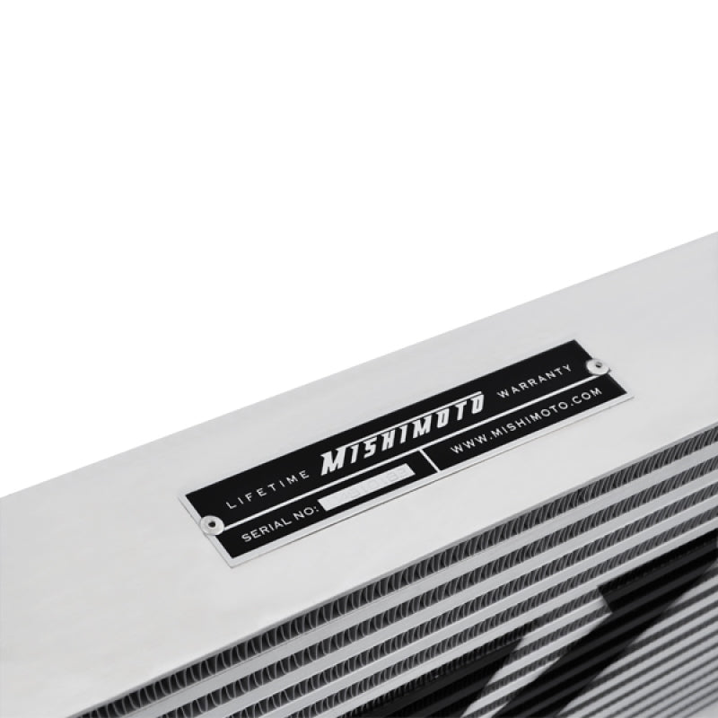 Intercooler Mishimoto Universal Silver R Line Tamaño total: 31x12x4 Tamaño del núcleo: 24x12x4 Entrada / Salida