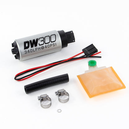 DeatschWerks Bomba de combustible en el tanque de 320 LPH con kit de configuración universal
