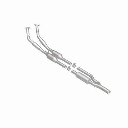 MagnaFlow Direct Fit Catalytic Converter 06- Audi A3 Quattro 3.2L