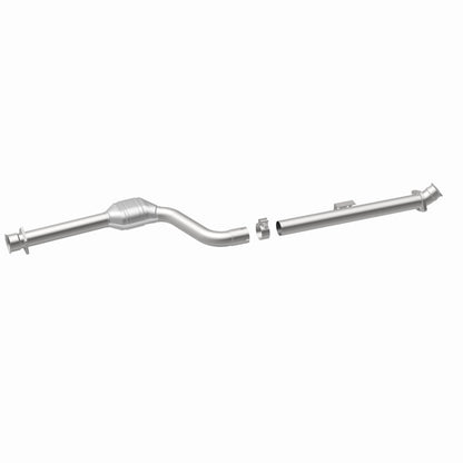 MagnaFlow Direct Fit Catalytic Converter 03-05 Mercedes C230 1.8L