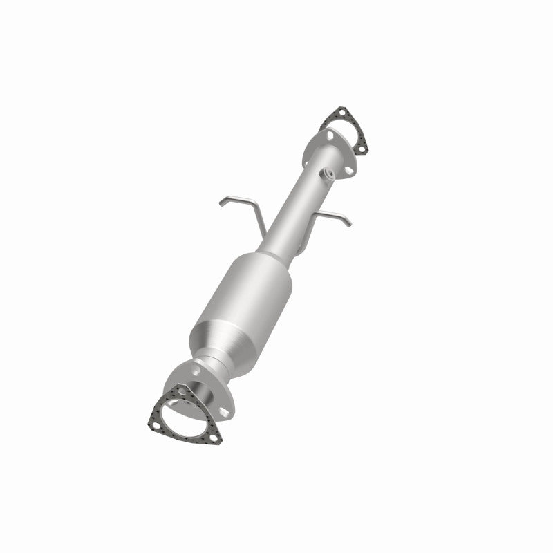 MagnaFlow Direct Fit Catalytic Converter 96-00 GM S-10/Sonoma/Homb