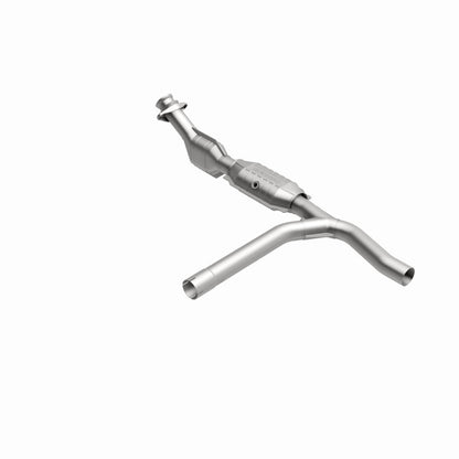 MagnaFlow Direct Fit Catalytic Converter 01-04 Ford F-150 4.2L 2wd