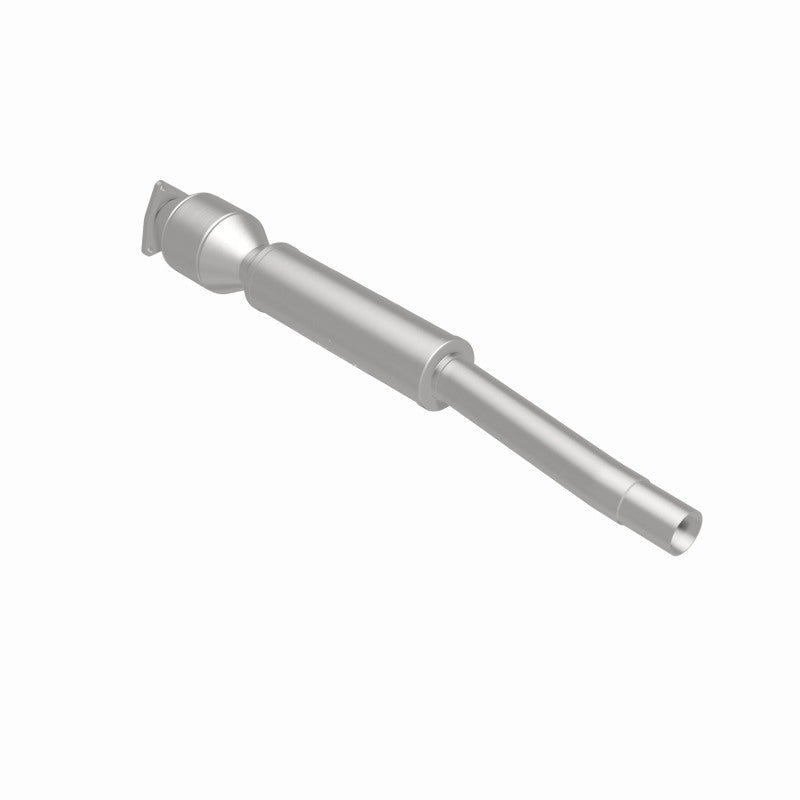MagnaFlow Direct Fit Catalytic Converter 04/06 VW Phaeton 4.2L Rear Passenger Side