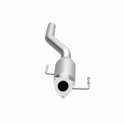 MagnaFlow Direct Fit Catalytic Converter 04-07 VW Touareg 4.2L Driver Side