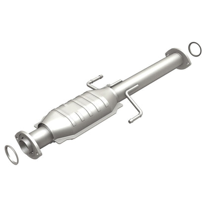 MagnaFlow Direct Fit Catalytic Converter 02-04 Tacoma 3.4L rear 50S