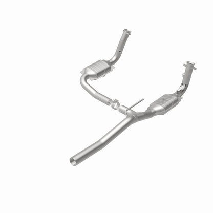 MagnaFlow Direct Fit Catalytic Converter 2009-2012 Dodge Nitro 3.7L Underbody