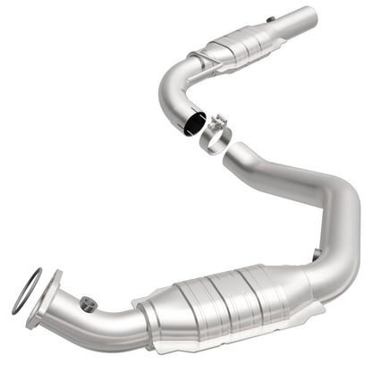 MagnaFlow Direct Fit Catalytic Converter 03-05 Express 2500 4.8L Driver Side
