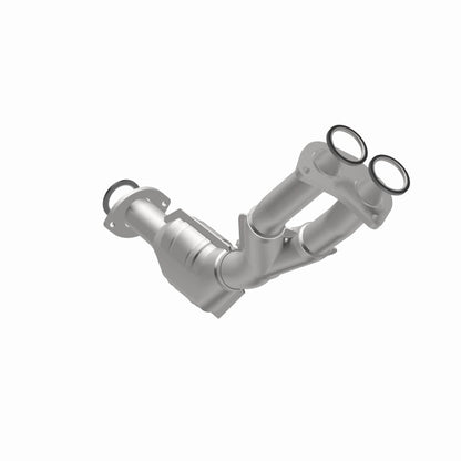 MagnaFlow Direct Fit Catalytic Converter 01-04 Toyota Tacoma 2.7L