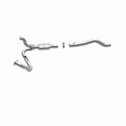 MagnaFlow Direct Fit Catalytic Converter 2003 Ram 1500 5.7 2WD OEM