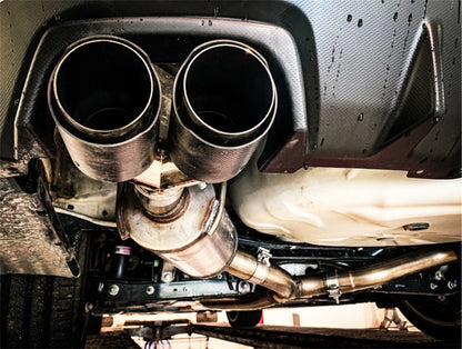 MBRP 15-19 Subaru WRX 2.0L/STI 2.5L 3 pol. Saída traseira dupla dividida com ponteiras de 3,5 pol. - T304 (versão de rua)