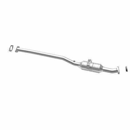 MagnaFlow Direct Fit Catalytic Converter 98-01 Chevrolet Metro 1.3L