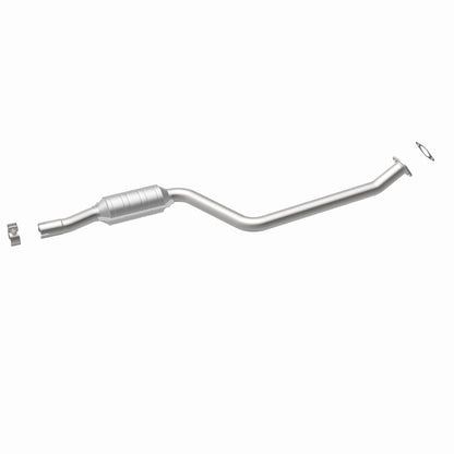 MagnaFlow Direct Fit Catalytic Converter 2006 BMW 530xi 3.0L OEM