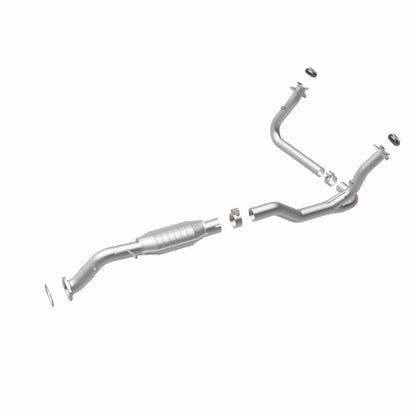 MagnaFlow Direct Fit Catalytic Converter 00-05 Blazer 4WD 4.3L OEM