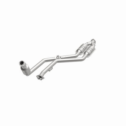 MagnaFlow Direct Fit Catalytic Converter 99-00 Mercedes CLK320 3.2L