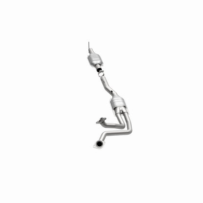 MagnaFlow Direct Fit Catalytic Converter 96 Ford F-150 4.9L I-6
