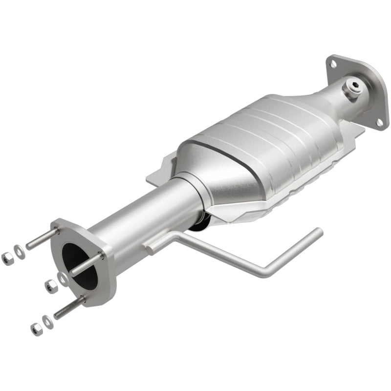 MagnaFlow Direct Fit Catalytic Converter 00-04 Jeep Wrangler Rear