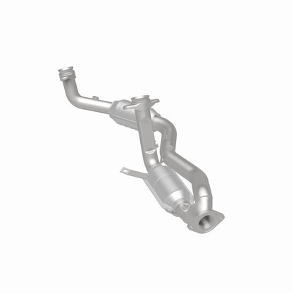 MagnaFlow Direct Fit Catalytic Converter 96-99 Taurus 3.4L Front C